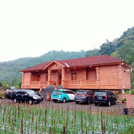 Villa Pringgitan Tawangmangu Dış mekan fotoğraf