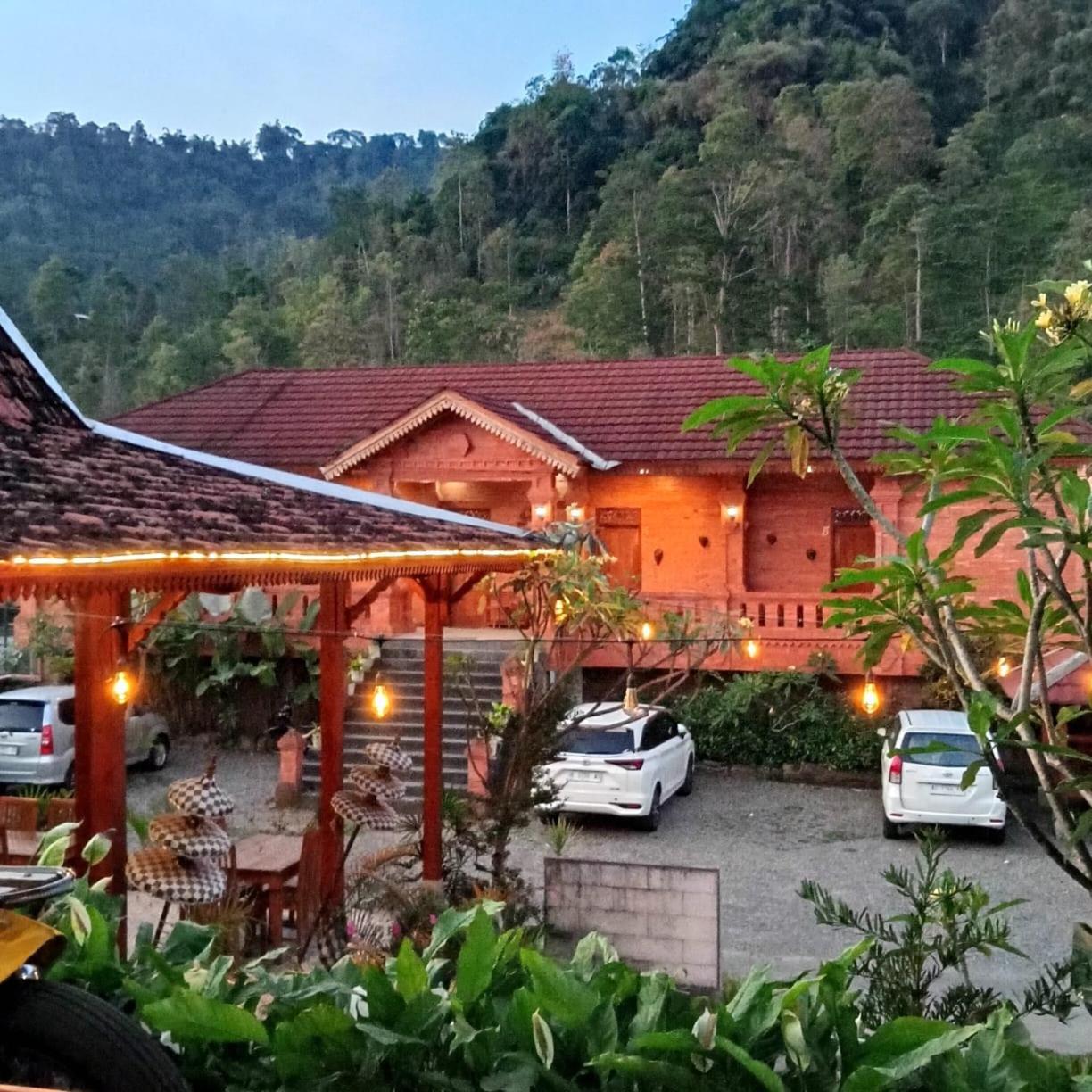Villa Pringgitan Tawangmangu Dış mekan fotoğraf